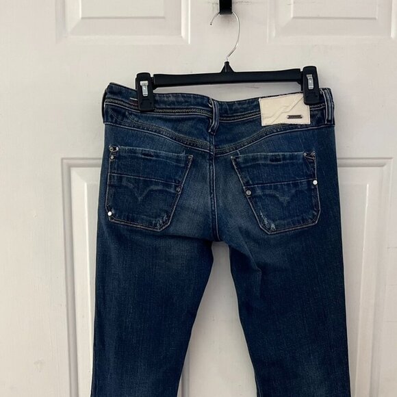 Diesel Woman's Blue Lowky Wash 008la-Stretch Low Rise Jeans Sz 27x32 - Picture 2 of 11